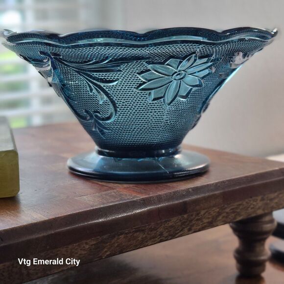 Vtg Tiara Indiana Glass Bicentennial Colonial Blue Sandwich Pedestal Compote - Picture 1 of 12